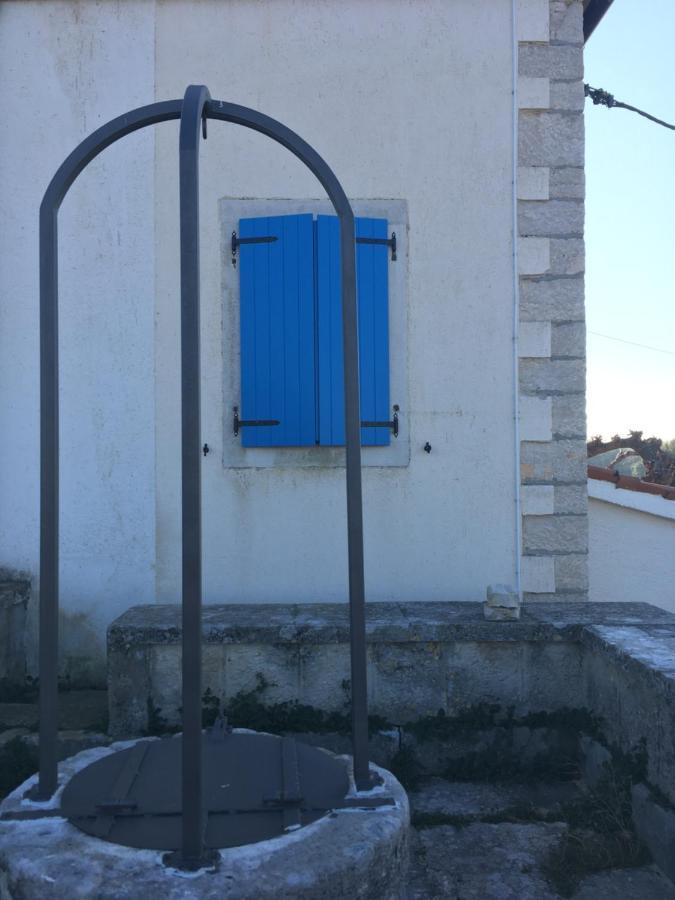 Farmhouse Cubani Bale Exterior foto